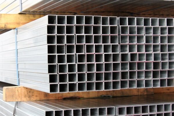 Perfil tubular cuadrado